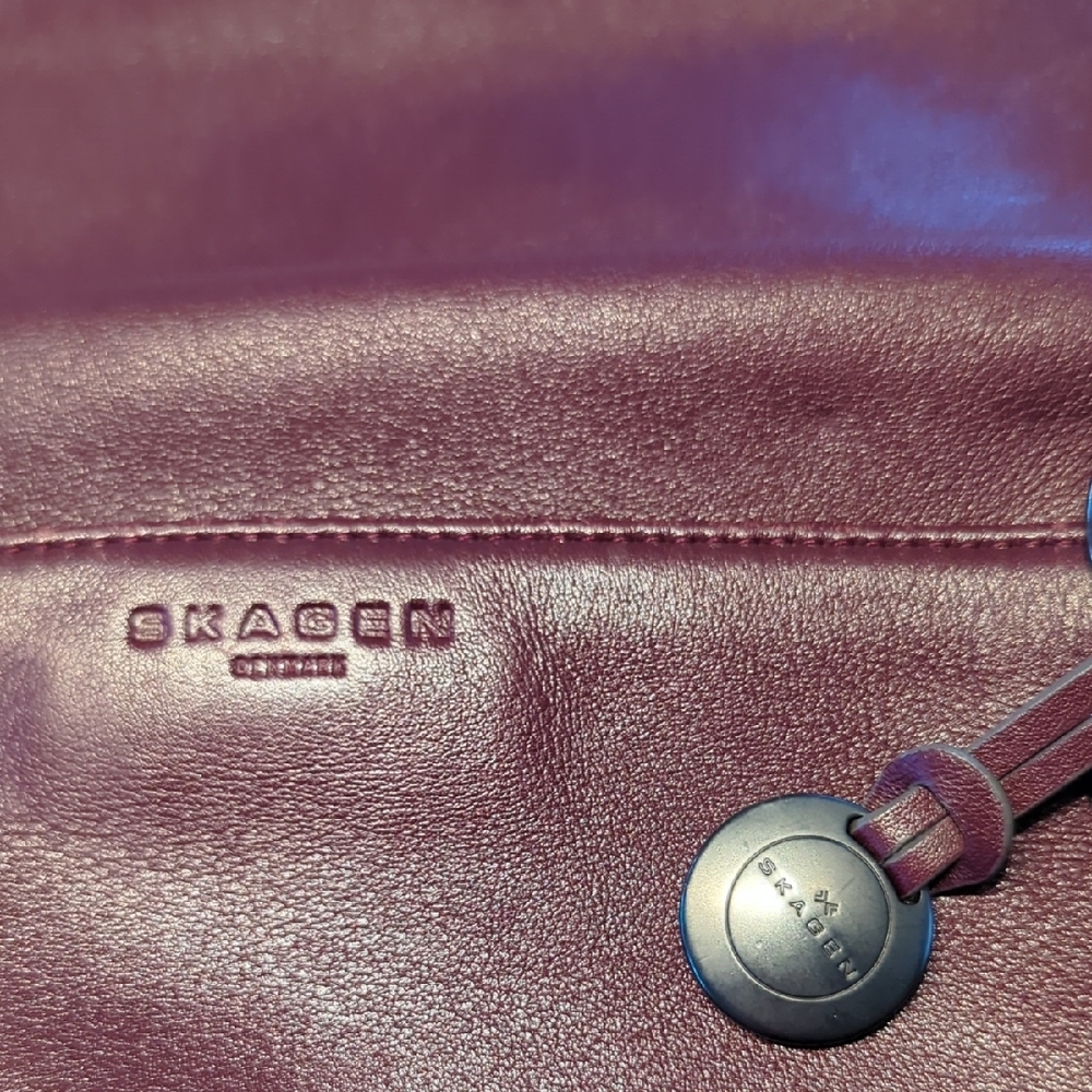 Skagen Burgundy Fold-Over Crossbody Bag - Picture 2 of 16